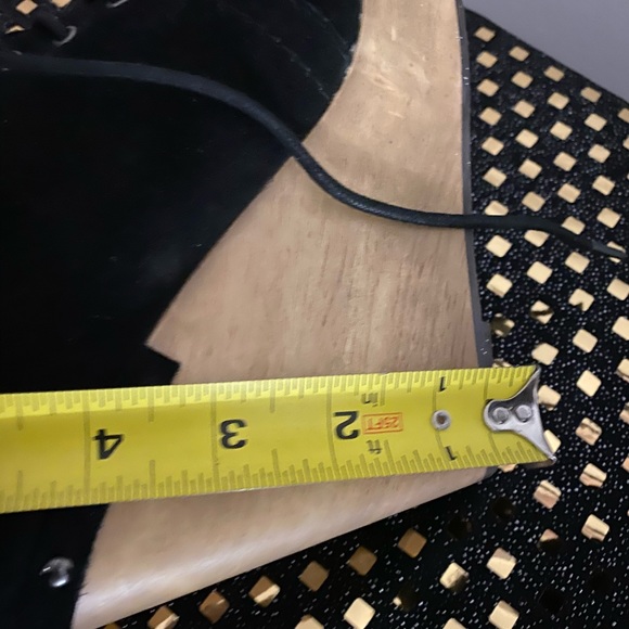 Boots - Picture 3 of 3